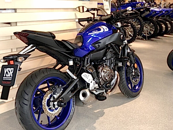 Yamaha MT-07 - Månedsleje