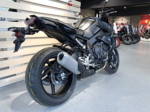 Yamaha MT-10 Motorcykel model 2020