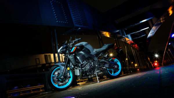 Yamaha MT-10 Motorcykel model 2023