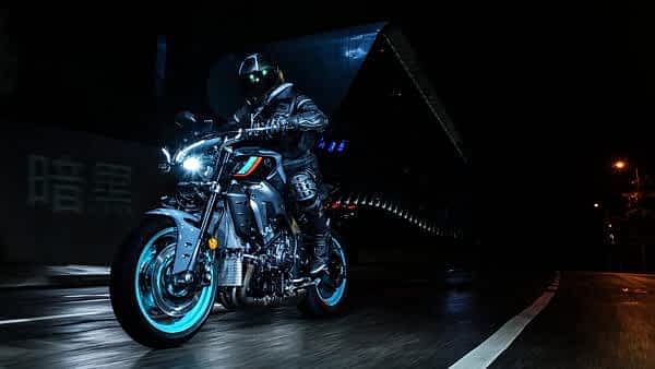 Yamaha MT-10 Motorcykel model 2023