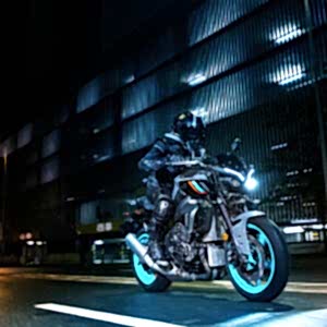 Yamaha MT-10 Motorcykel model 2023