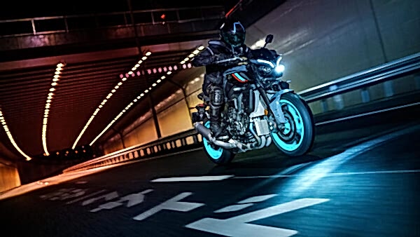 Yamaha MT-10 Motorcykel model 2023