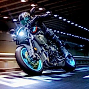 Yamaha MT-10 Motorcykel model 2023