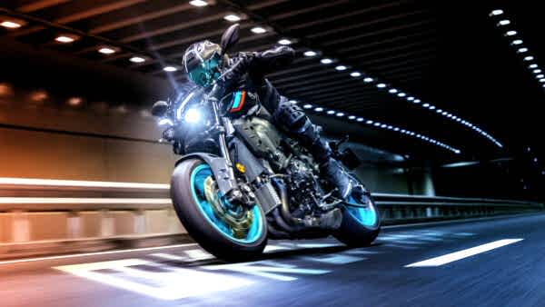 Yamaha MT-10 Motorcykel model 2023