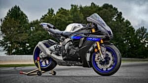 Yamaha YZF R1M Motorcykel model 2023