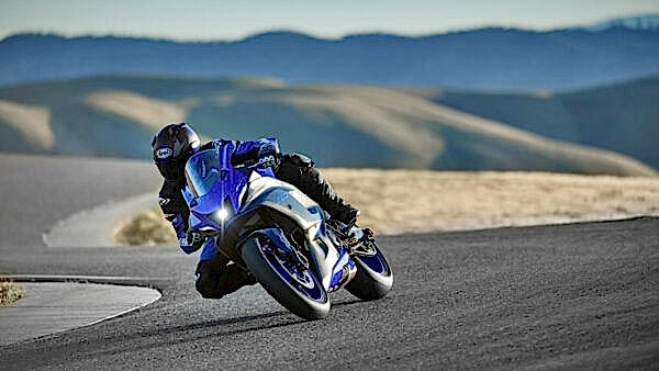 Yamaha YZF R7 Motorcykel 2023