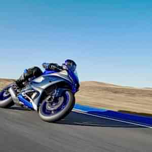 Yamaha YZF R7 35kW Motorcykel model 2023