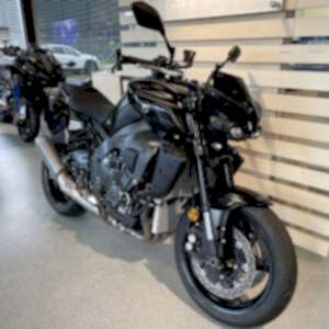 Yamaha MT-10 Motorcykel model 2023 Leasing