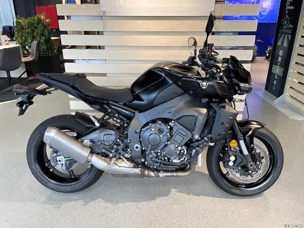 Yamaha MT-10 Motorcykel model 2023 Leasing