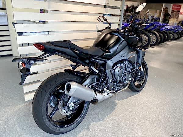 Yamaha MT-10 Motorcykel model 2023 Leasing