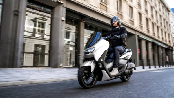 Yamaha N-Max 125 Motorcykel 2023