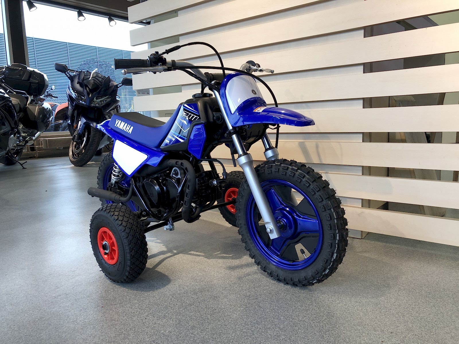 Yamaha PW 50 Crosser med støttehjul Model 2023