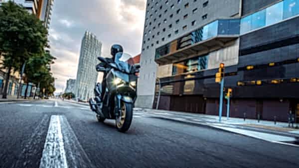 Yamaha X-MAX 300 Tech Max motorcykel 2023