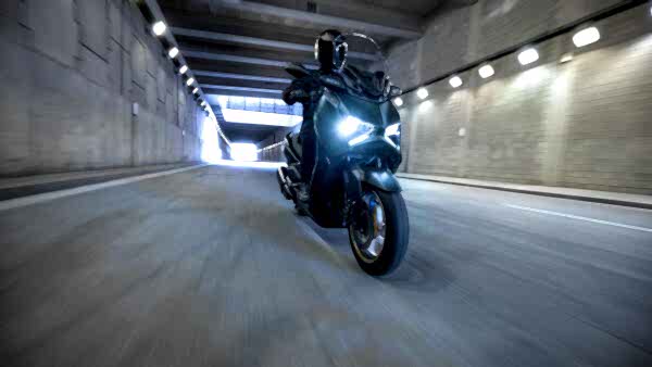 Yamaha X-MAX 300 Tech Max motorcykel 2023