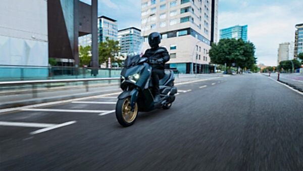 Yamaha X-MAX 300 Tech Max motorcykel 2023