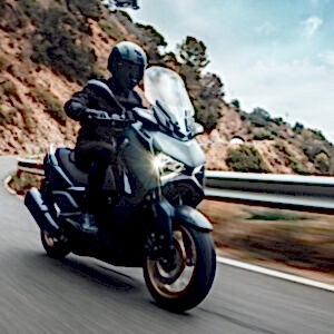 Yamaha X-MAX 300 Tech Max motorcykel 2023