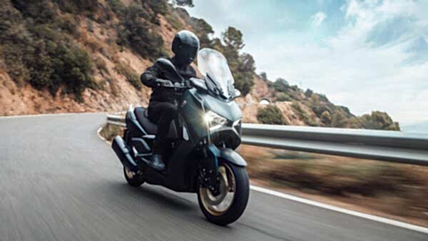 Yamaha X-MAX 300 Tech Max motorcykel 2023