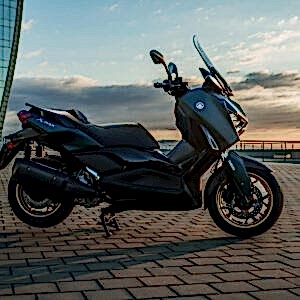 Yamaha X-MAX 300 Tech Max motorcykel 2023