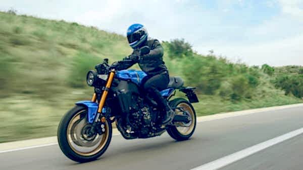 Yamaha XSR 900 Motorcykel model 2023