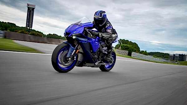 Yamaha YZF R1 Motercykel model 2023