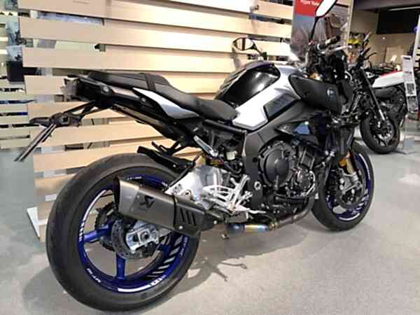 2017 Yamaha MT-10 SP