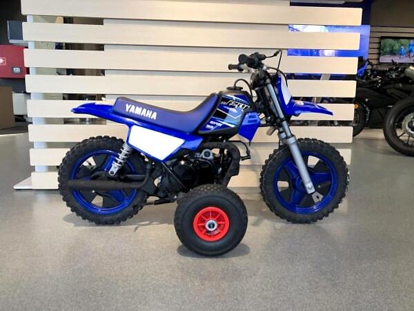 2025 Yamaha PW 50 med støttehjul