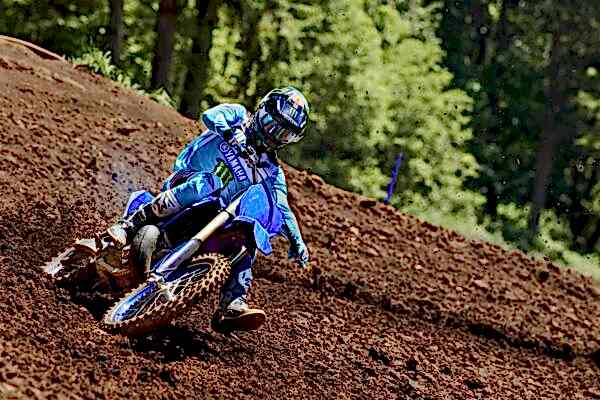 2025 Yamaha YZ 250 LC