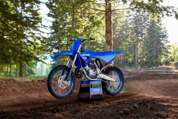 2025 Yamaha YZ 125 LC